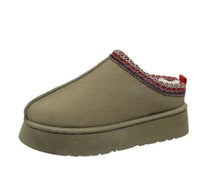 Tazz Cozy Slippers Adults